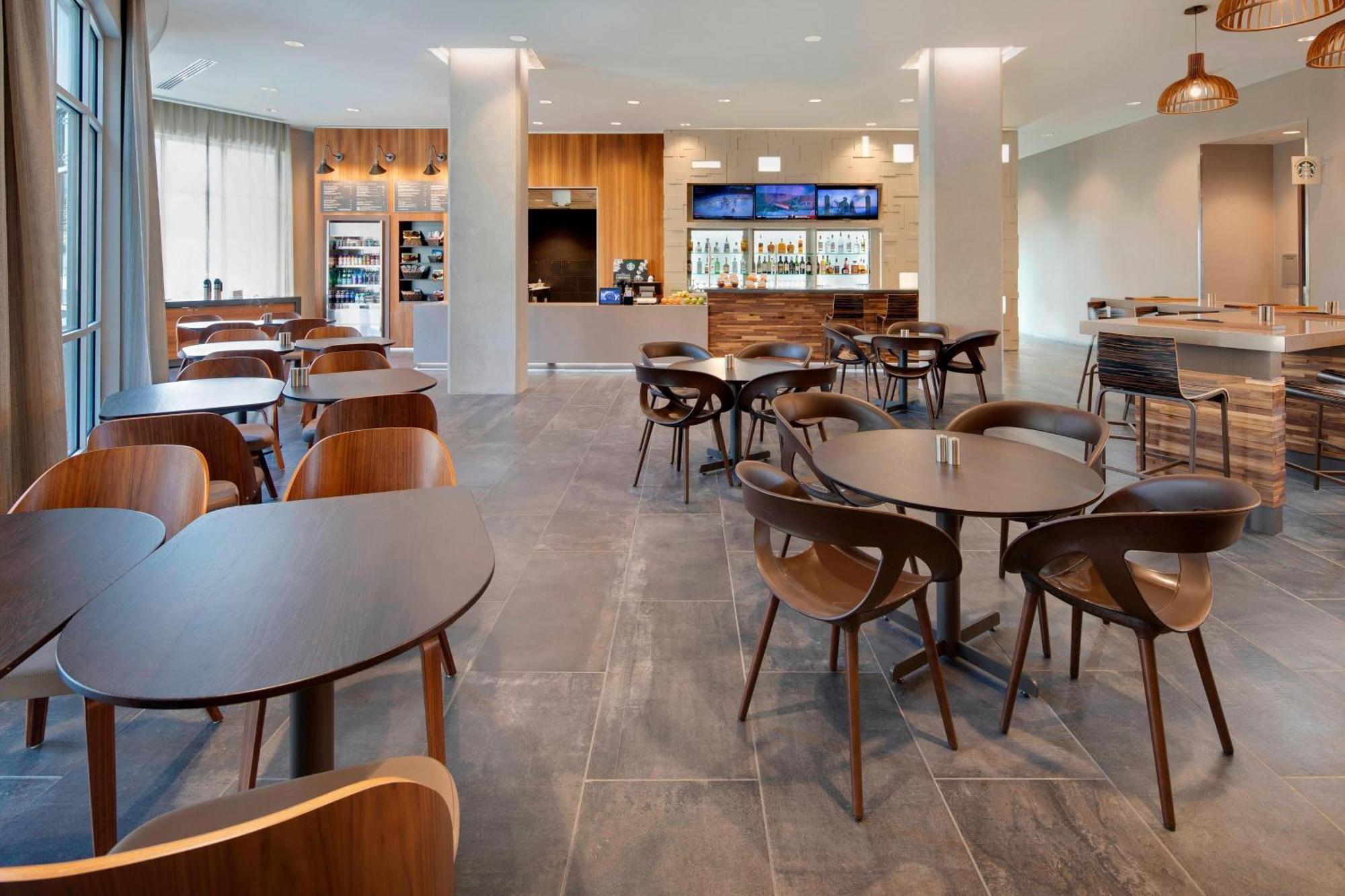 Courtyard By Marriott Atlanta Vinings/Galleria Smyrna Exterior foto